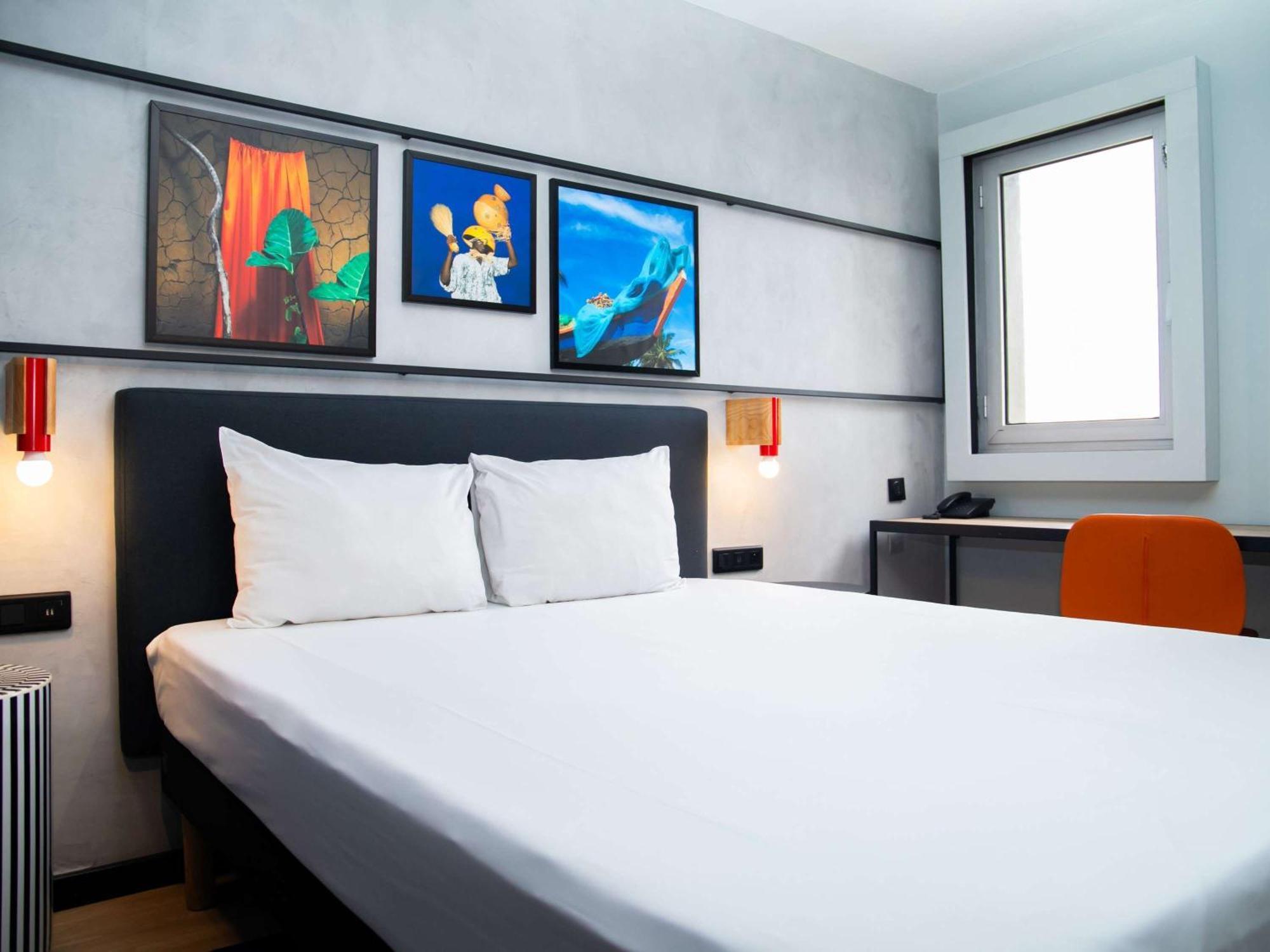 Hotel Ibis Styles Abidjan Plateau Exterior foto