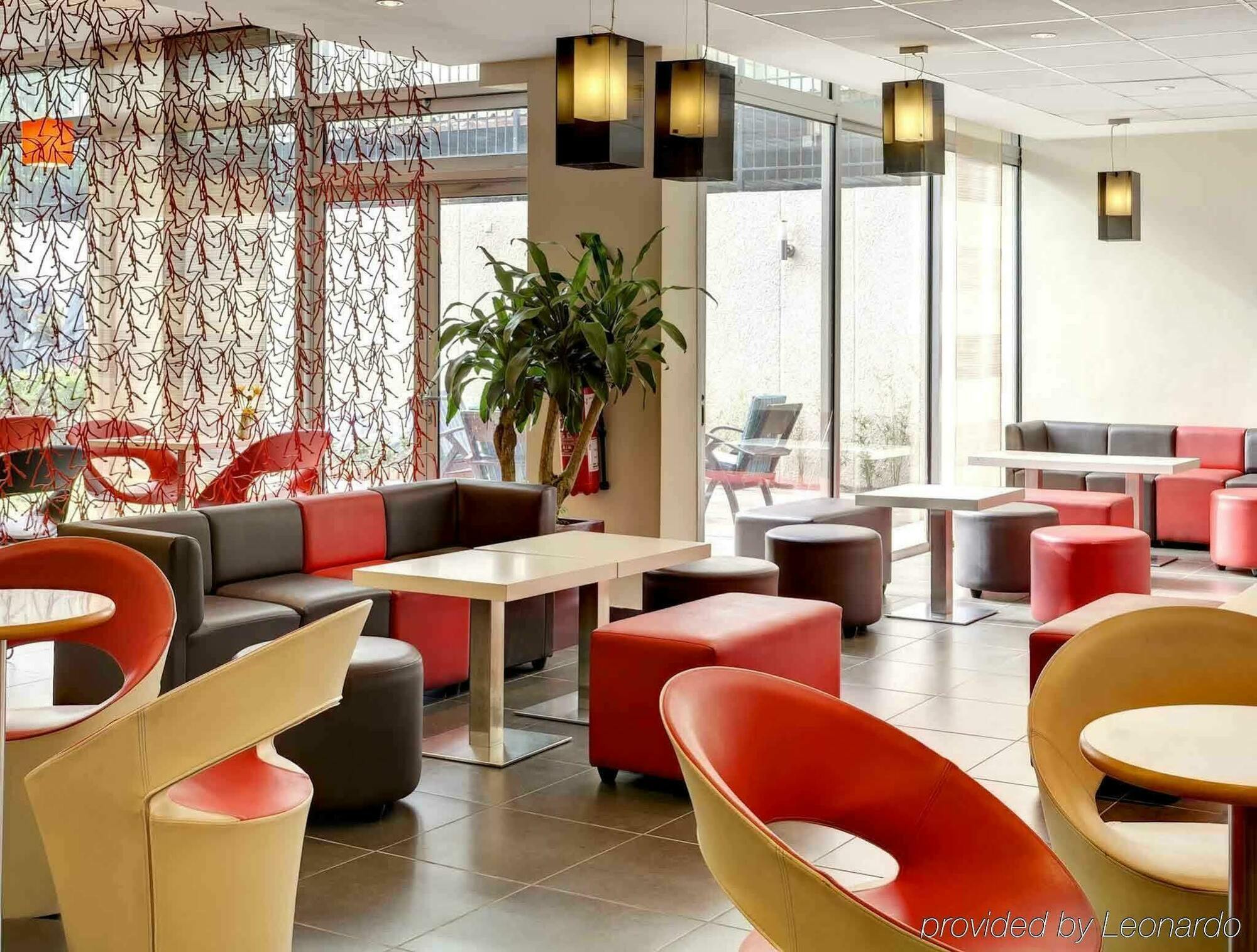 Hotel Ibis Styles Abidjan Plateau Restaurant foto